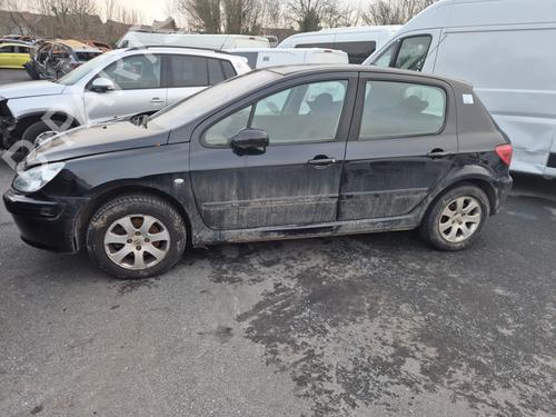 Left taillight PEUGEOT 307 (3A/C) 2.0 HDi 110 | BP32275662C34