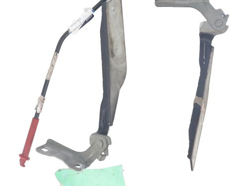 Used Hinge/Door check strap NISSAN MICRA III (K12) 1.5 dCi (86 hp) 31582691