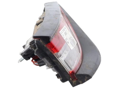 Used Left tailgate light Left tailgate light DS DS 3 / DS 3 CROSSBACK (UR_, UC_, UJ_) 1.2 PureTech 130 (URHNSS) (131 hp) 31206469 31206469