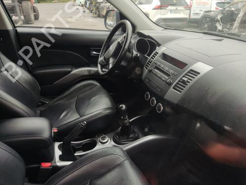 Rear left panel PEUGEOT 4007 (VU_, VV_) 2.2 HDi | BP25825182C60  - Image 9