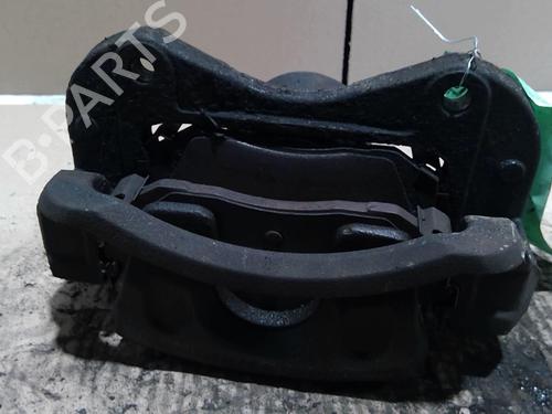 Used Right front brake caliper HYUNDAI ix35 (LM, EL, ELH) 1.7 CRDi (116 hp) 31658263