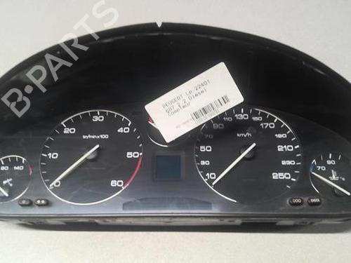 Used Instrument cluster PEUGEOT 607 (9D, 9U) 2.2 HDi (133 hp) 21635981