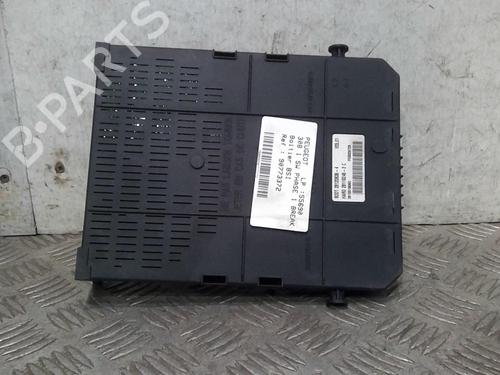 Used Fuse box Fuse box 20350776 20350776