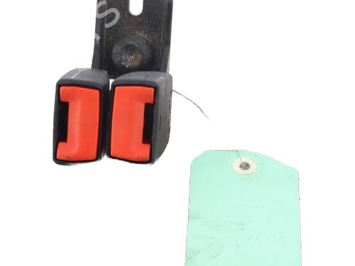 Used Seat buckle FORD FIESTA VI (CB1, CCN) 1.4 TDCi (68 hp) 26034897
