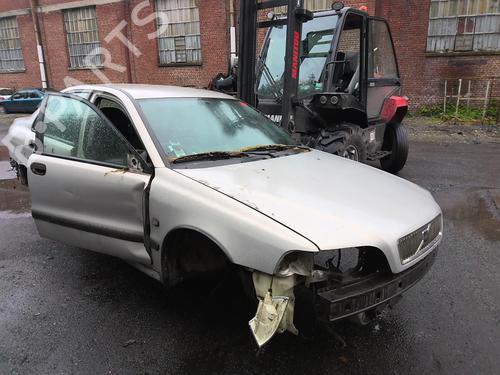 Used Parts VOLVO S40 I (644) 1.9 TD 1878447