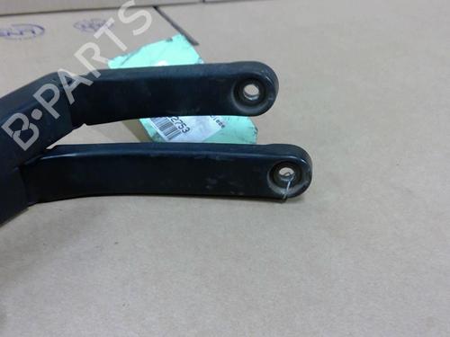 Front windshield wiper arm VW GOLF VI (5K1) 2.0 TDI | BP27161743C143 