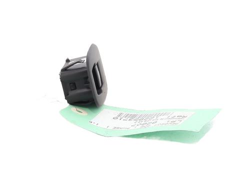 right-rear-window-switch-peugeot-208-i-ca_-cc_-2012-2013-2014-2015-2016-2017-2018-2019-2020-2021-33418843 main image