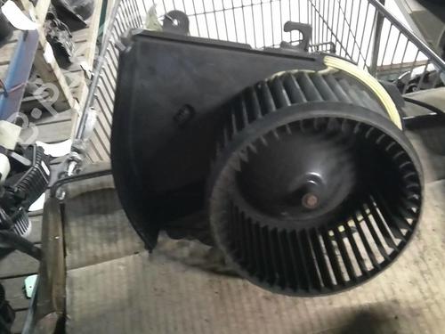 Used Heater blower motor Heater blower motor PEUGEOT EXPERT Van (VF3A_, VF3U_, VF3X_) 2.0 HDi 120 (120 hp) 20370430 20370430