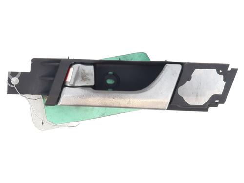 Used Front left interior door handle CHEVROLET CAPTIVA (C100, C140) 2.4 4WD (136 hp) 31087437