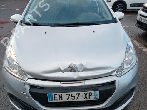 Brugte PEUGEOT 208 I (CA_, CC_) 1.2 VTI 82 (82 hp) 4419990