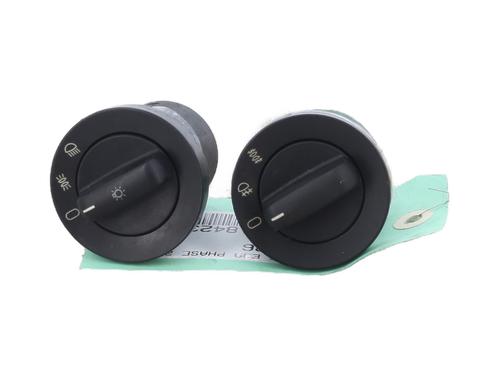 Used Headlight switch Headlight switch BMW 5 (E39) 525 d (163 hp) 26466447 26466447