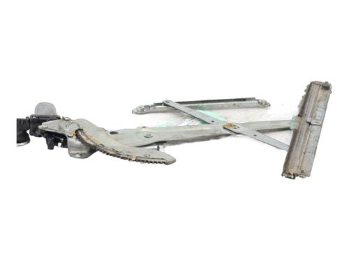 Used Front left window mechanism Front left window mechanism SUZUKI SWIFT III (MZ, EZ) 1.5 (RS415, ZC21S) (102 hp) 31704486 31704486