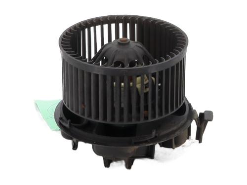 Ventilator motor RENAULT MEGANE II (BM0/1_, CM0/1_) 1.5 dCi (BM02, BM13, BM2A, CM02, CM13) (101 hp) 29900747