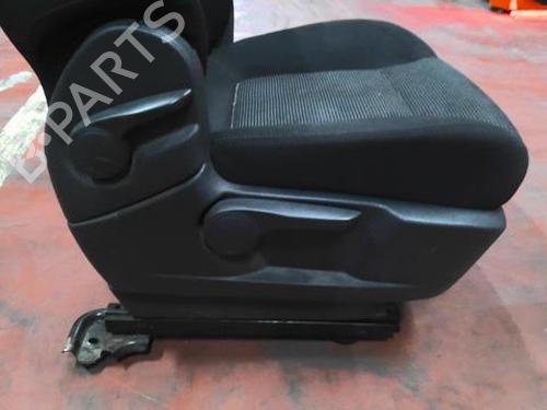 Right front seat PEUGEOT 5008 (0U_, 0E_) 1.6 HDi | BP30159554C16 