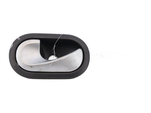 Used Front left interior door handle RENAULT CLIO III (BR0/1, CR0/1) 1.5 dCi (C/BR0G, C/BR1G) (68 hp) 29840280