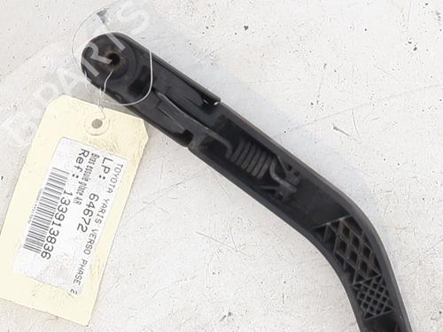Used Rear windshield wiper arm Rear windshield wiper arm TOYOTA YARIS VERSO (_P2_) 1.4 D-4D (NLP20_, NLP22_) (75 hp) 39957487 39957487