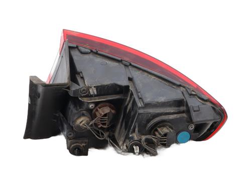 Left taillight RENAULT MEGANE IV Hatchback (B9A/M/N_) 1.5 dCi 90 (B9A1) | BP30690388C34