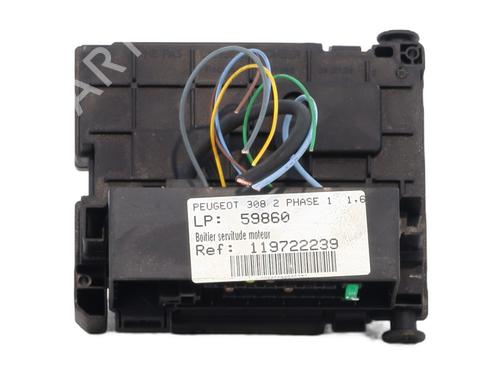 Used Fuse box PEUGEOT 308 II (LB_, LP_, LW_, LH_, L3_) 1.6 BlueHDi 120 (120 hp) 31878766