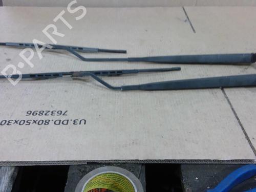 Used Front windshield wiper arm CITROËN C3 Pluriel (HB_) 1.4 HDi (68 hp) 26183322