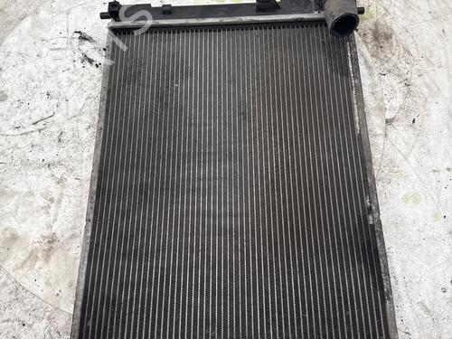 Used Water radiator Water radiator 37086303 37086303