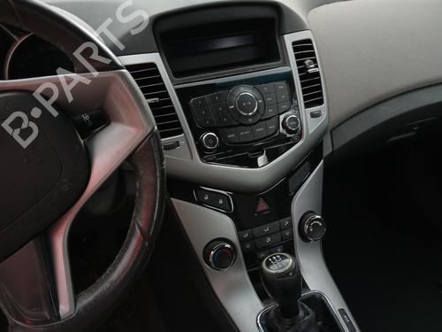 Right tailgate light CHEVROLET CRUZE (J300) 2.0 CDI | BP25701804C80 - Image 10