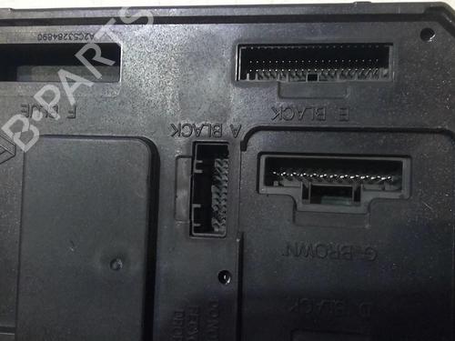 Used Fuse box Fuse box RENAULT MEGANE III Hatchback (BZ0/1_, B3_) 1.5 dCi (106 hp) 20361419 20361419