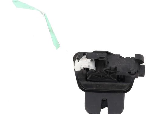 tailgate-lock-audi-q7-4lb-2006-2007-2008-2009-2010-2011-2012-2013-2014-2015-2016-27689808 main image