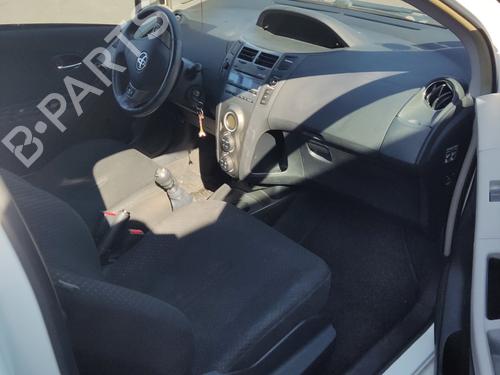 Left front window switch TOYOTA YARIS (_P9_) 1.4 D-4D (NLP90_, NLP90R) | BP28066656I27 - Image 8