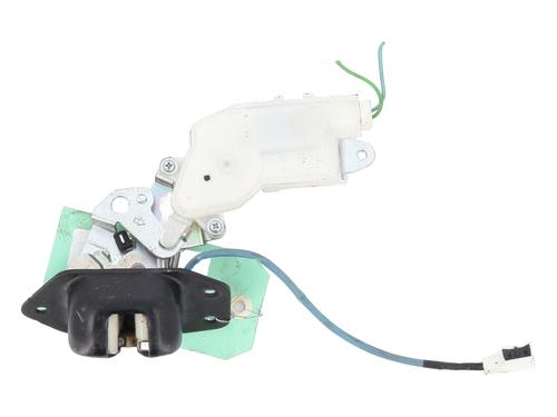 Used Tailgate lock NISSAN MICRA IV (K13K, K13KK) 1.2 (80 hp) 28571693