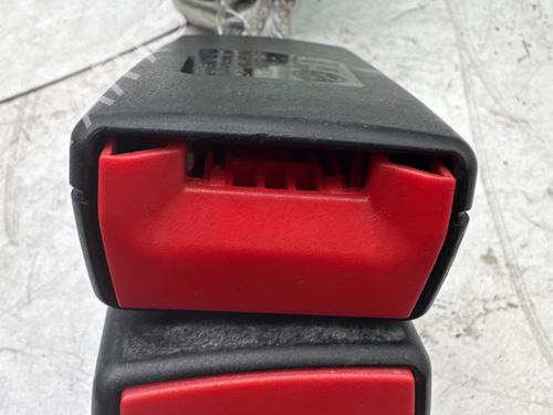 Seat buckle VW GOLF VI (5K1) 2.0 GTi | BP37085936I32 - Image 3