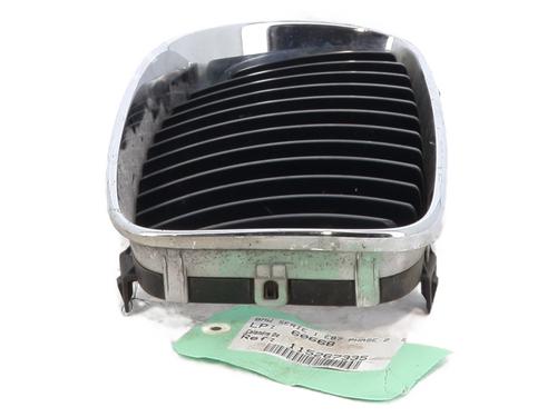 Grill BMW 1 (E87) 118 d (143 hp) 30492312