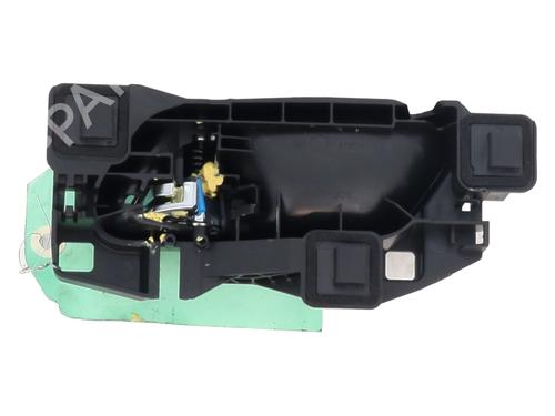 Høyre foran invendig håndtak PEUGEOT 208 II (UB_, UP_, UW_, UJ_) 1.2 PureTech 75 | BP30362014I14