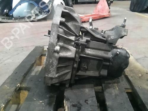 Used Gearbox RENAULT TWINGO II (CN0_) 1.5 dCi (CN0E) (64 hp) 20366894