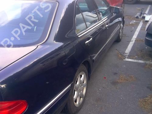 Right taillight MERCEDES-BENZ E-CLASS (W210) E 300 Turbo-D (210.025) | BP21999714C35 