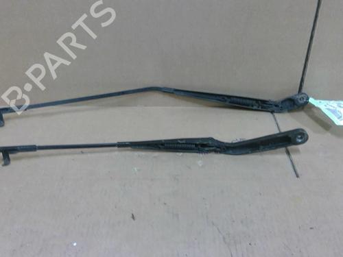 Used Front windshield wiper arm VW POLO (9N_, 9A_) 1.9 SDI (64 hp) 27221245