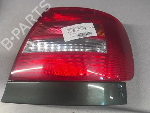 Høyre baklys AUDI A4 B5 (8D2) 2.5 TDI | BP22001956C35 