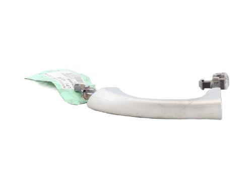 Venstre bagtil udvendigt håndtag MERCEDES-BENZ C-CLASS (W203) C 220 CDI (203.006) (136 hp) 30690412