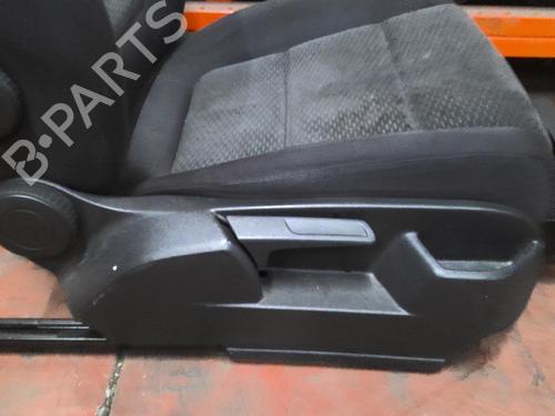 Right front seat VW GOLF PLUS V (5M1, 521) 1.6 TDI | BP30750868C16  - Image 8