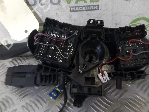 Used Steering column stalk Steering column stalk RENAULT TWINGO III (BCM_, BCA_) 1.0 SCe 70 (BCMB) (69 hp) 21728164 21728164