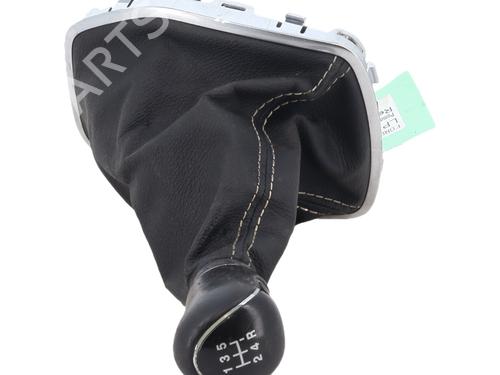 Pomo de la palanca de cambios Pomo de la palanca de cambios FORD FIESTA VI (CB1, CCN) 1.5 TDCi (95 hp) 36850888 36850888