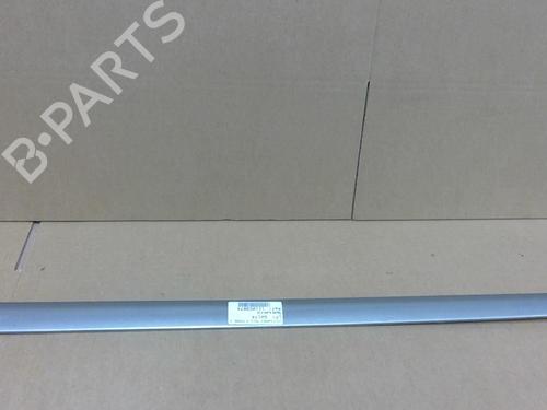 Used Door moulding trim VW POLO IV (9N_, 9A_) 1.2 (60 hp) 29082598