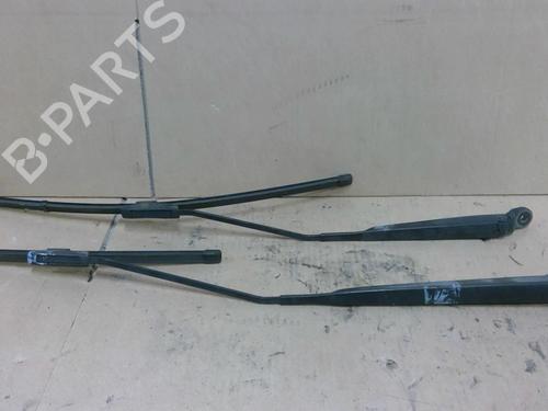 Used Front windshield wiper arm CITROËN C3 Picasso (SH_) 1.6 HDI 90 (92 hp) 27338555