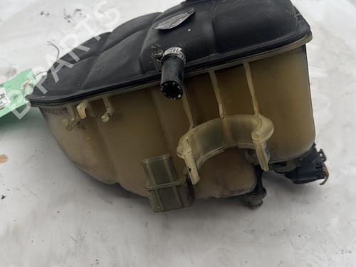 expansion-tank-mercedes-benz-c-class-w203-2000-2001-2002-2003-2004-2005-2006-2007-33836864 main image