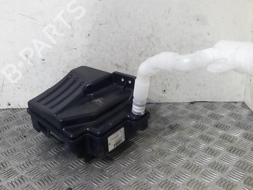 Windscreen washer tank AUDI A3 Sportback (8PA) 1.9 TDI | BP21563241C113 