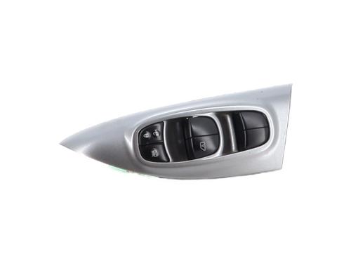Raamschakelaar links voor NISSAN JUKE (F15) 1.5 dCi (110 hp) 20360643