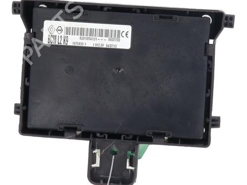 Sikringsdåse RENAULT CLIO III (BR0/1, CR0/1) 1.2 16V (BR02, BR0J, BR11, CR02, CR0J, CR11) (75 hp) 30261894