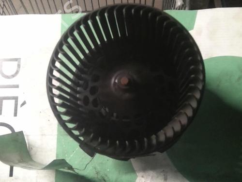 Used Heater blower motor PEUGEOT 207 (WA_, WC_) 1.4 HDi (68 hp) 21999198