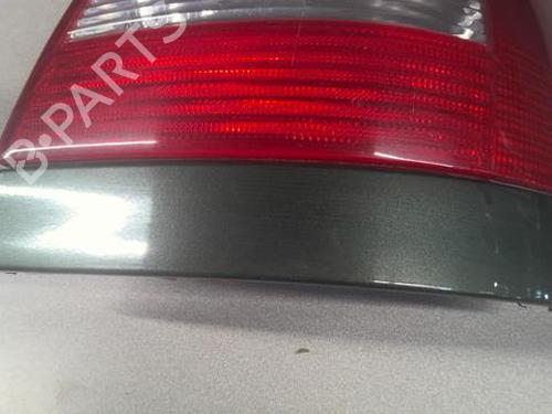 Used Right taillight Right taillight 22001956 22001956