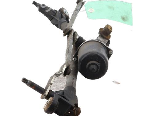 Used Front wiper motor RENAULT MEGANE III Hatchback (BZ0/1_, B3_) 1.5 dCi (BZ09, BZ0D, BZ1W, BZ29, BZ14) (110 hp) 25900045