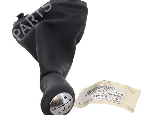 Used Shift knob DACIA SANDERO II 1.5 dCi (90 hp) 30866396